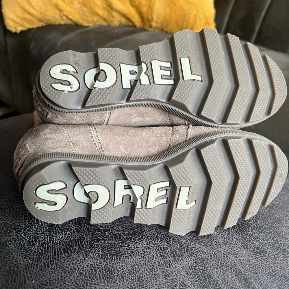 EUC Sorel Joan Wedge Boot